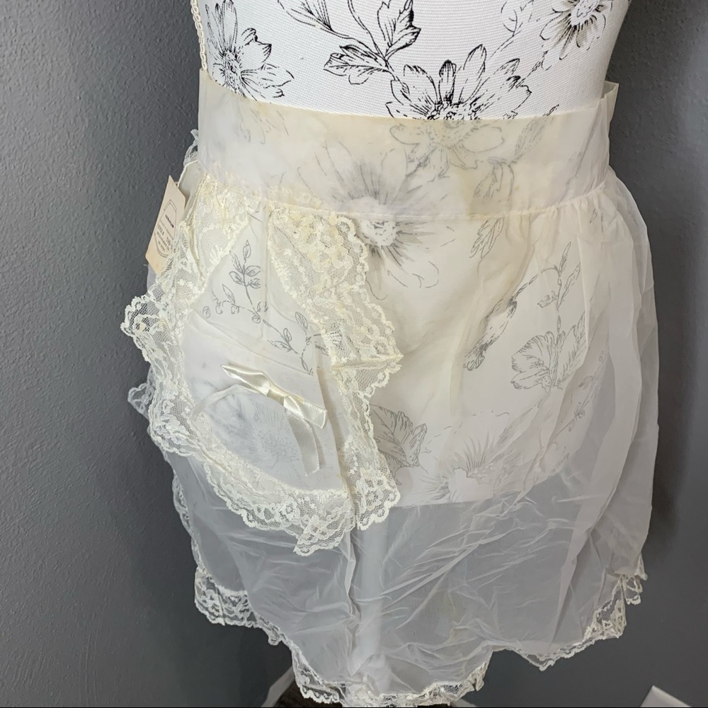 Vintage Apron Beco-Helman Cream Lace Embroidered - Picture 4 of 4